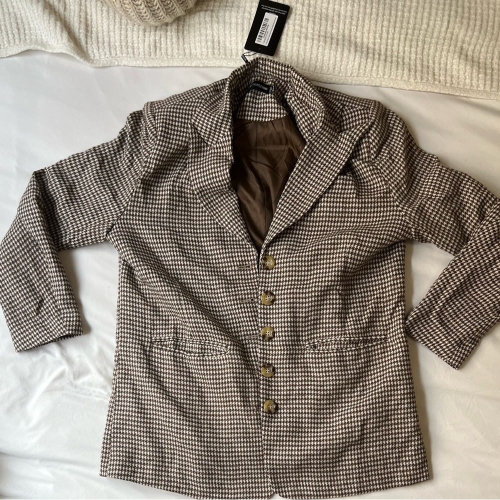 Shoulder pad oversized blazer